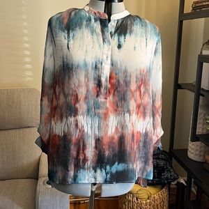 Women’s top size XL